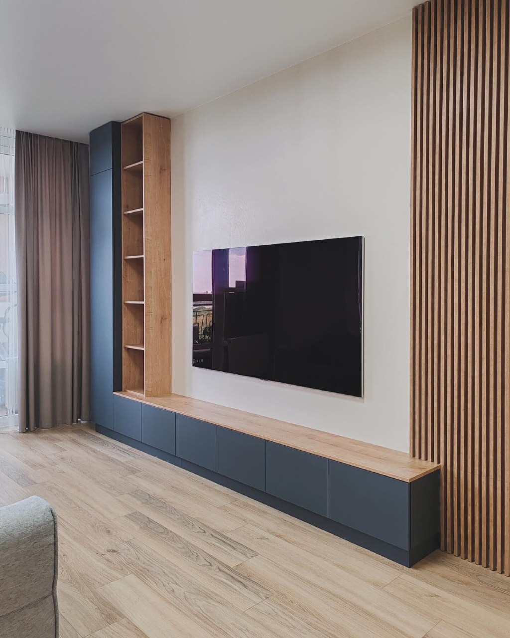میزتلویزیون دیواری یا TVwall دیان مدلDtv5۱5 ضدخش